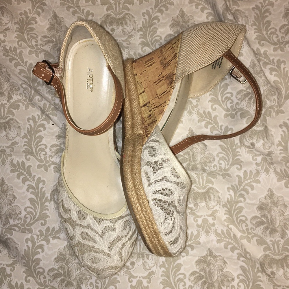 Lace Wedges